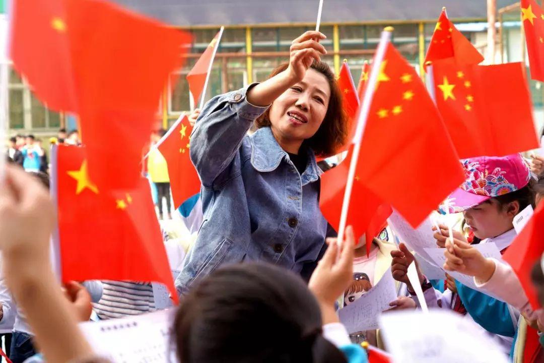 救援受困的向导
